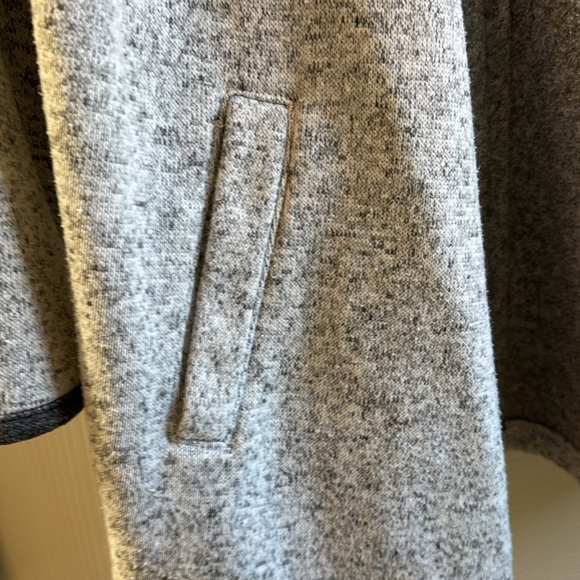Banana Republic Grey Thick Comfy Cardigan Size Small EUC - Picture 5 of 7